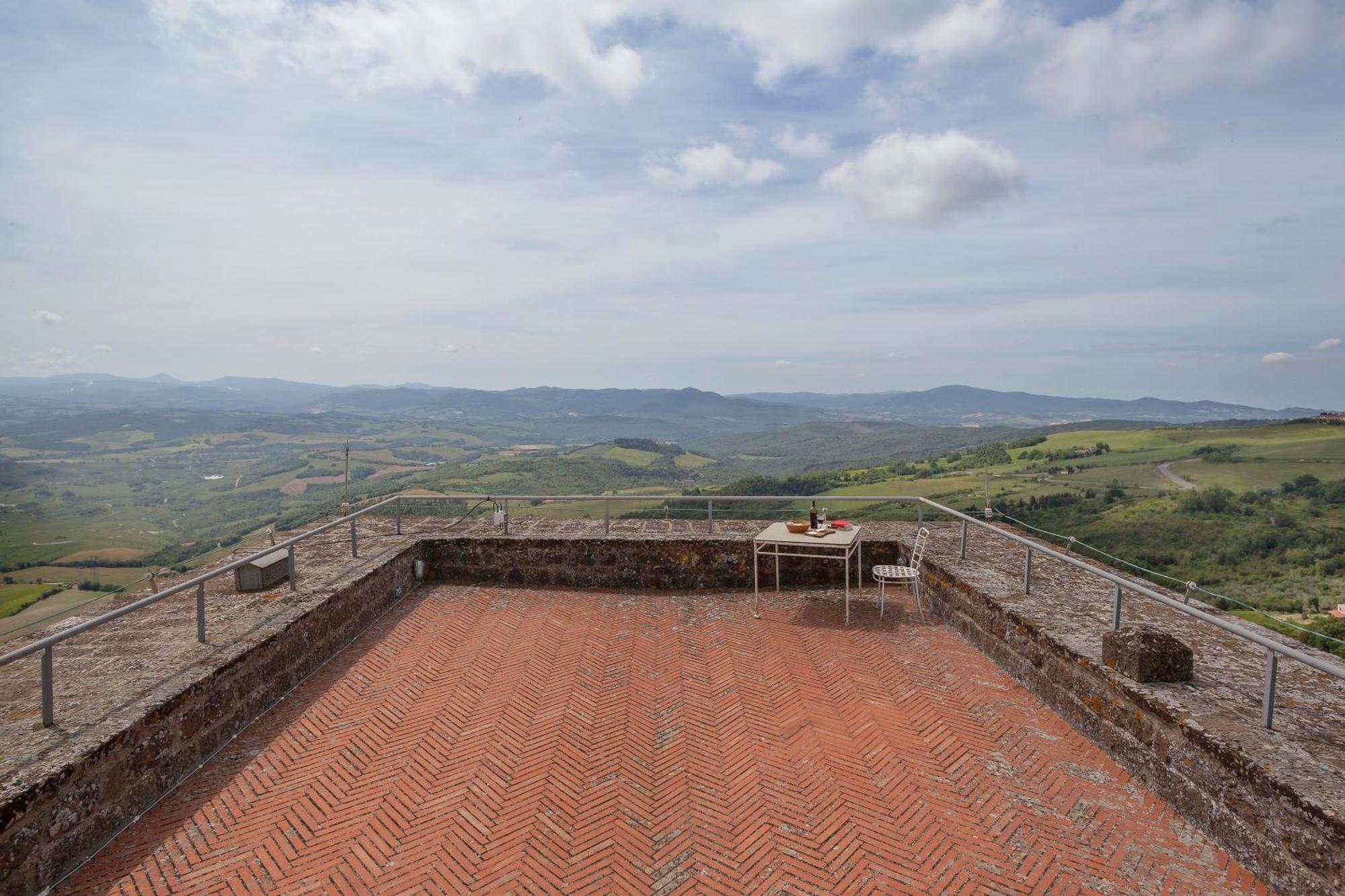 Torre Dei Belforti Монтекатіні-Валь-ді-Чечина Екстер'єр фото
